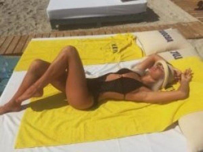 Индивидуалка Вика