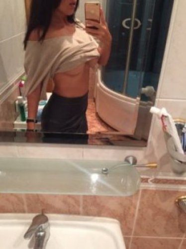 Индивидуалка света