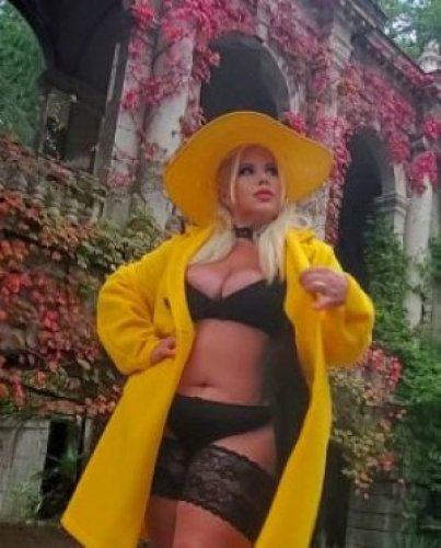 Индивидуалка Селена Влади 